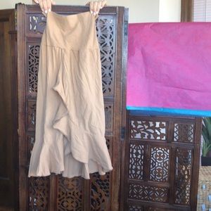 Kobieta tan ruffle midi salsa skirt